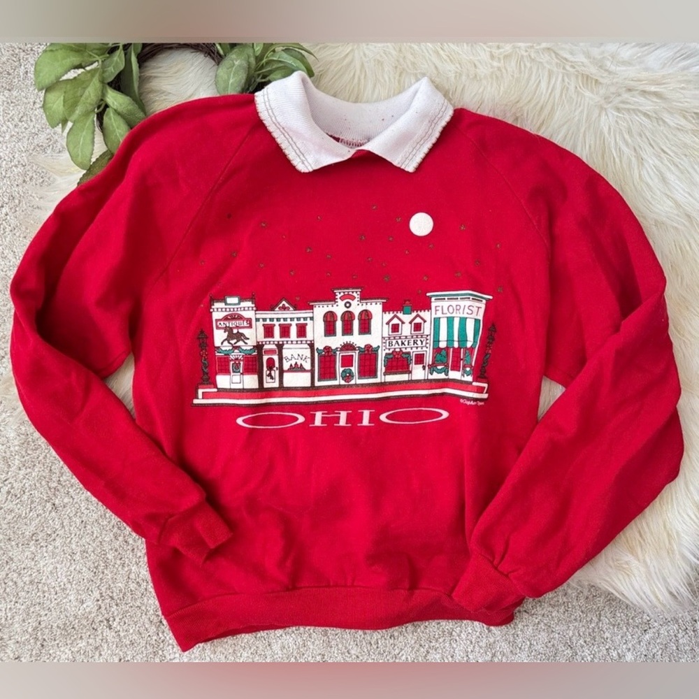 Vintage 1990s Red Gopher Sport Collared Ohio
Christmas Sweatshirt Size Large